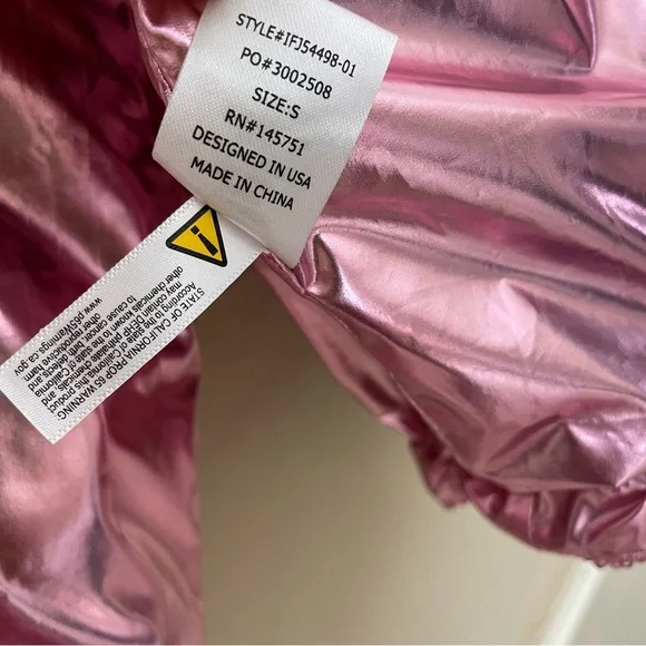 Pink sequin puffer jacket- size Small in women’s. Reversible foil pink - Picture 7 of 9